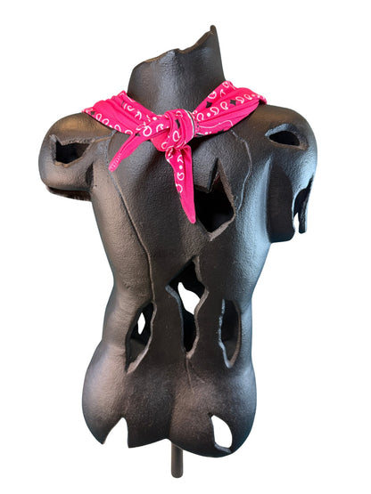 Back view of the Fuchsia Stash Bandana showing the tie closure