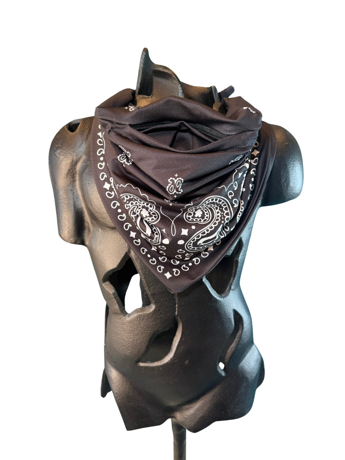 Black Stash Bandana worn with the front pocket opening visible